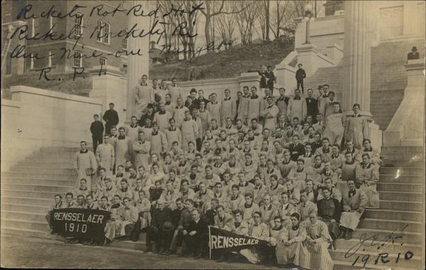 Rensselaer Class of 1910 on Approach Steps